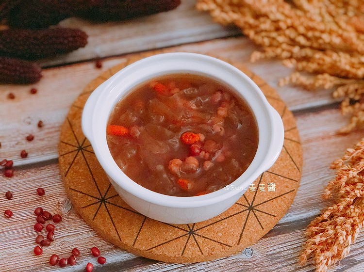红豆薏米银耳羹的做法