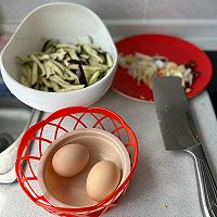 鸡蛋炒茄子，味道比肉香的做法图解3