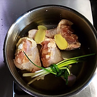 #憋在家里吃什么#简单好吃的手撕鸡的做法图解1