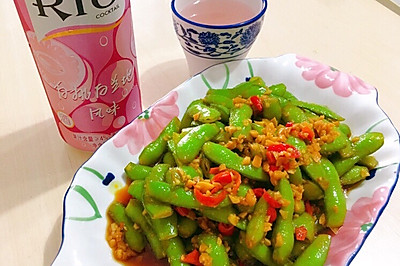下酒小菜凉拌毛豆