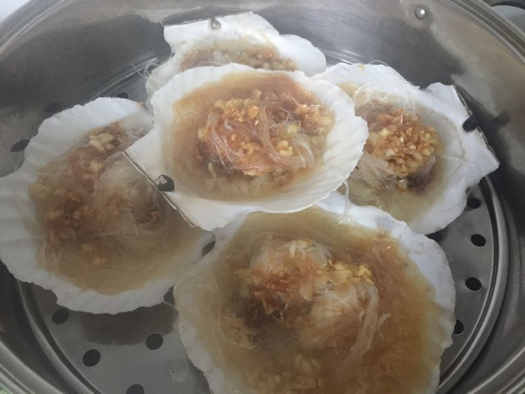 蒜蓉粉丝虾夷扇贝的做法