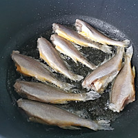 豆豉黄鱼罐头的做法图解3