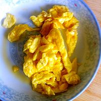 洋葱炒鸡蛋的做法图解3