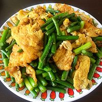 蒜苔炒鸡蛋的做法图解5