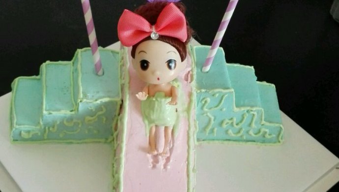 滑梯芭比娃娃蛋糕