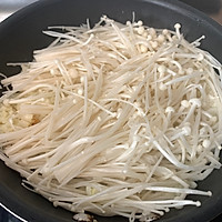 金针菇日本豆腐煲的做法图解4