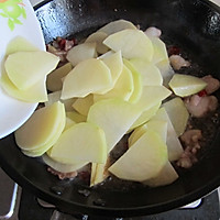 土豆炒肉片的做法图解5