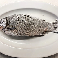 地道天津味：熬鲫鱼汤（简单易学）的做法图解2