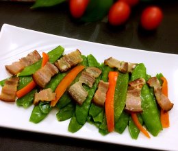 熏肉炒荷兰豆#舌尖上的春宴#的做法