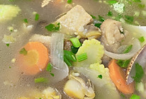 蛤蜊豆腐蔬菜汤的做法