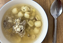 养生厨房之芡实莲子薏仁排骨汤的做法