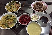 蔬菜汁韭菜饺子的做法