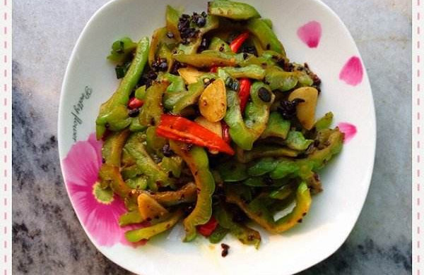 豆豉炒苦瓜