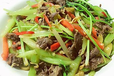 芹菜炒牛肉