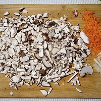 #加油 克罗地亚#香菇米粉的做法图解2