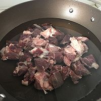 红烧牛肉的做法图解1