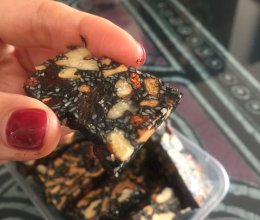 养颜美容乌发 的阿胶糕的做法