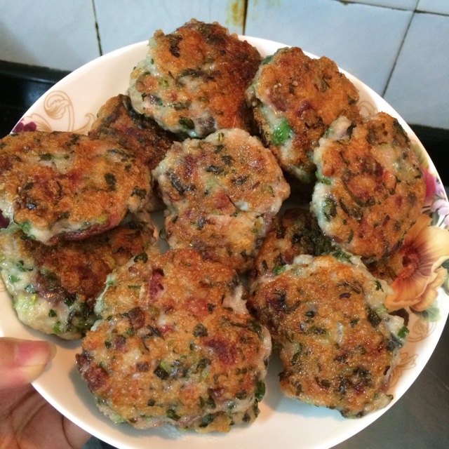 煎鱼饼的做法图解6
