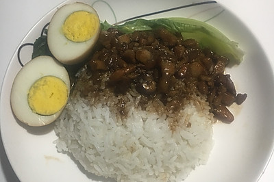 美味卤肉饭