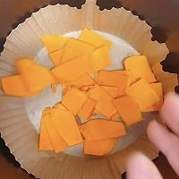 空气炸锅奶香南瓜的做法图解3