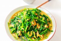 蛤蜊鸡蛋炒韭菜，美味难掩扑鼻来的做法