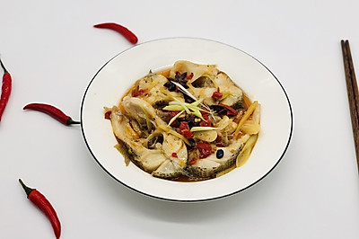 红烧鲈鱼