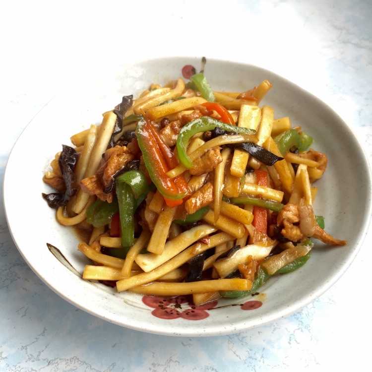 茭白炒肉丝的做法图解7