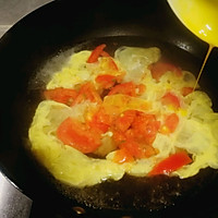 西红柿紫菜蛋花汤的做法图解4