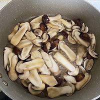 赤松茸香肠焖饭的做法图解6