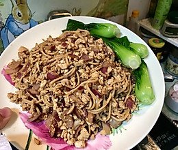 低卡孜然鸡蓉炒面的做法