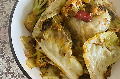 家常，手撕包菜