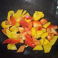 双色椒炒牛肉的做法图解3