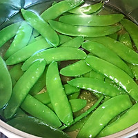 家常菜丨蒜蓉荷兰豆#餐桌上的春日限定#的做法图解3