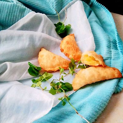 饺子皮版的【菠萝派】