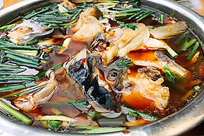 外婆酸菜豆瓣鱼锅