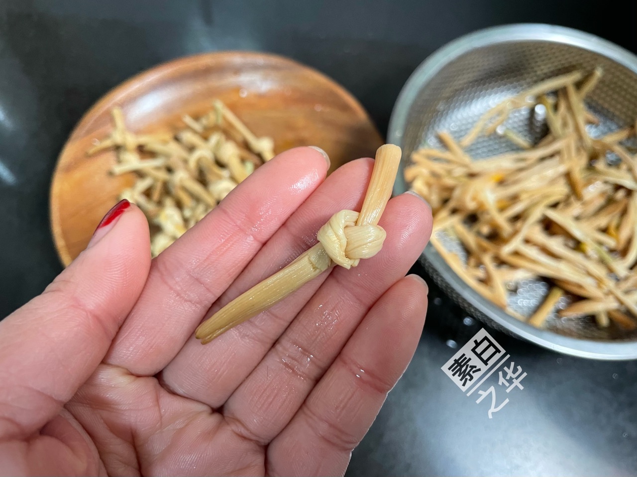 黄花菜怎么做 黄花菜的做法 豆果美食