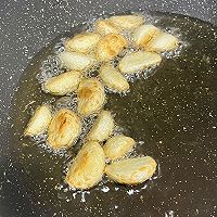 土豆香肠蘑菇拼盘的做法图解5