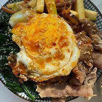 #暖冬酱在手，嗨吃部队锅#韩式拌饭的做法图解13