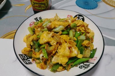 大葱炒鸡蛋