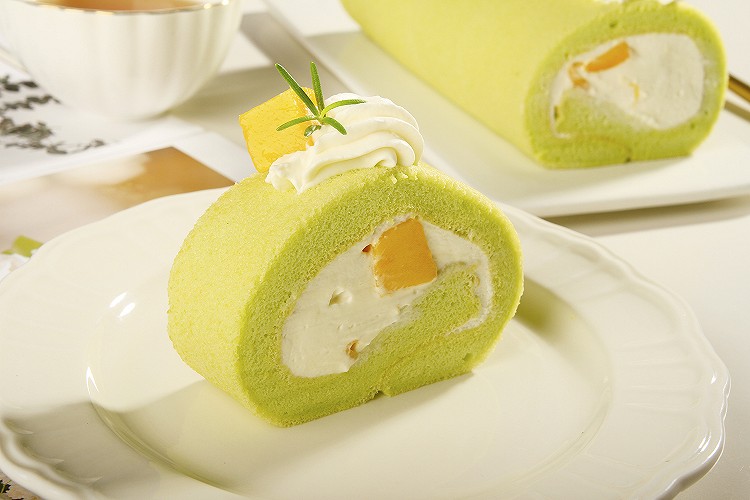 斑斓芒果蛋糕卷的做法