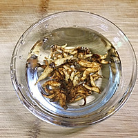 手掌参炖鸡的做法图解2