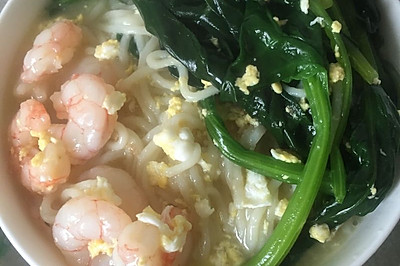 菠菜虾仁面