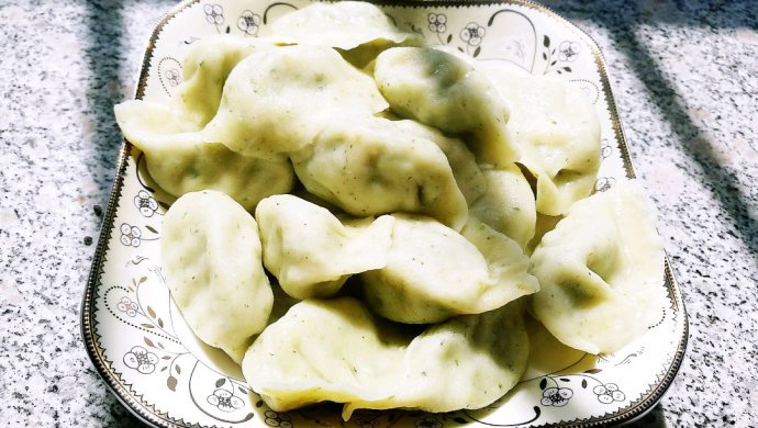 猪肉荠菜水饺