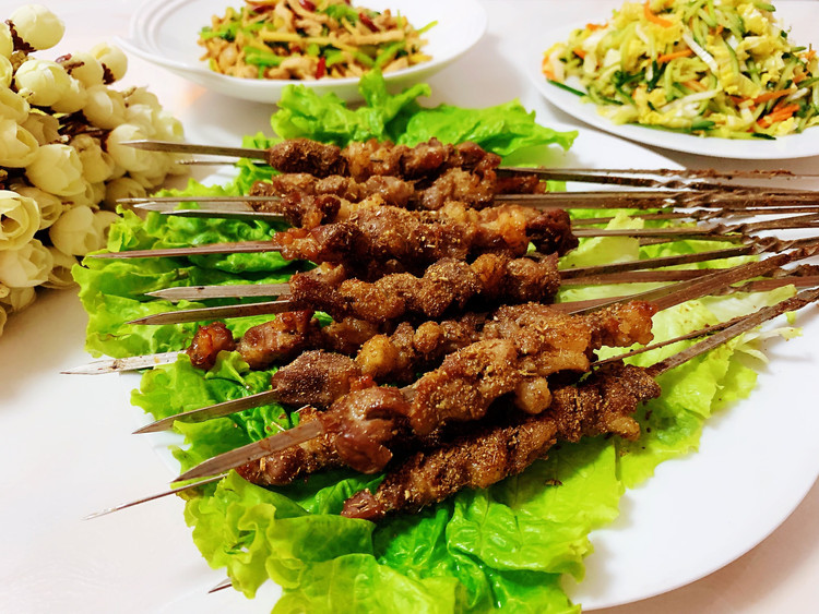烤羊肉串的做法