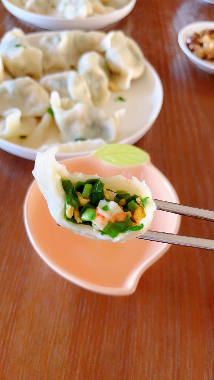 超级鲜香韭菜虾仁水饺的做法