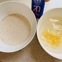 #换着花样吃早餐#无需烤箱的草莓慕斯的做法图解7