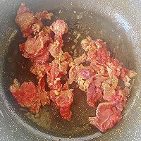 番茄牛肉滑蛋拌饭的做法图解1