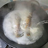 煮一锅奶白色的鲫鱼豆腐萝卜汤的做法图解7