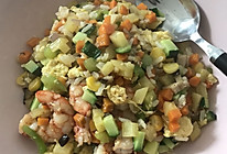 大虾什锦炒饭（3-4人量）的做法