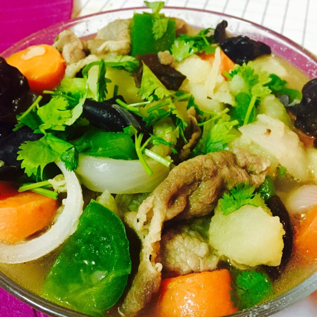 土豆炖牛肉的做法
